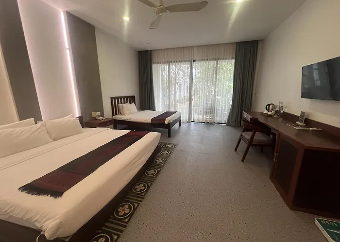 Hotel Tanei Angkor And