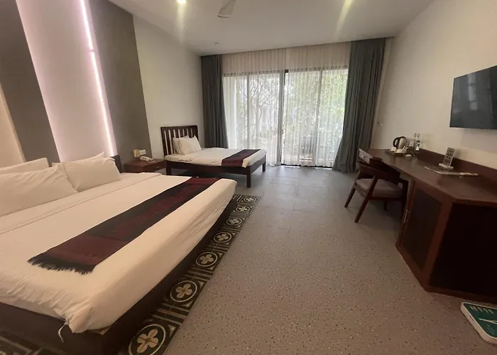 Tanei Angkor And Hotel 4*