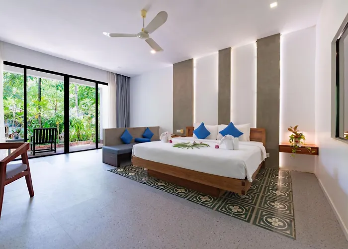 Hotel Tanei Angkor And