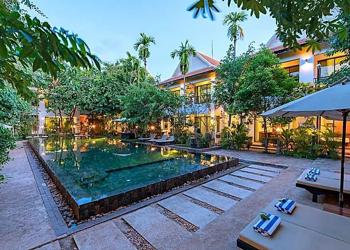 Hotel Tanei Angkor And