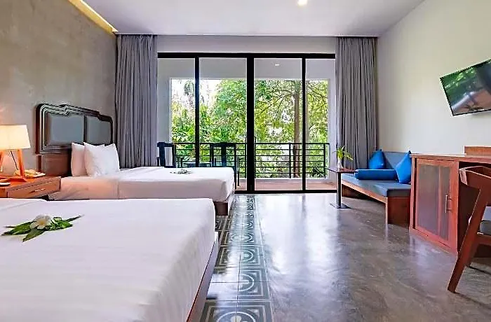 Tanei Angkor And Hotel 4*