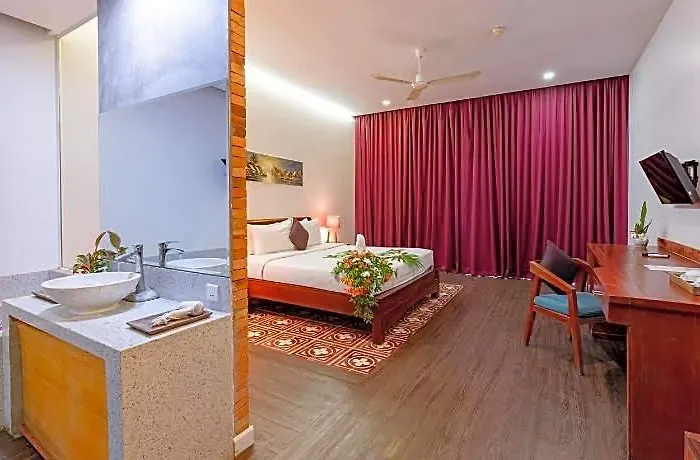 Tanei Angkor And Hotel 4*
