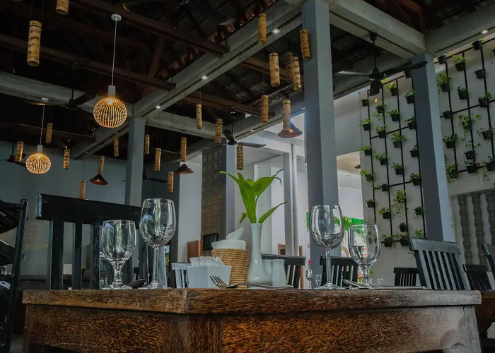 Hotel Tanei Angkor And